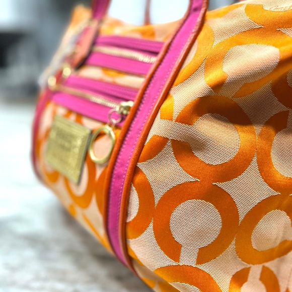 Coach Authentic Poppy Op Art Signature Jacquard Lined Shoulder/Tote Bag - Picture 11 of 12